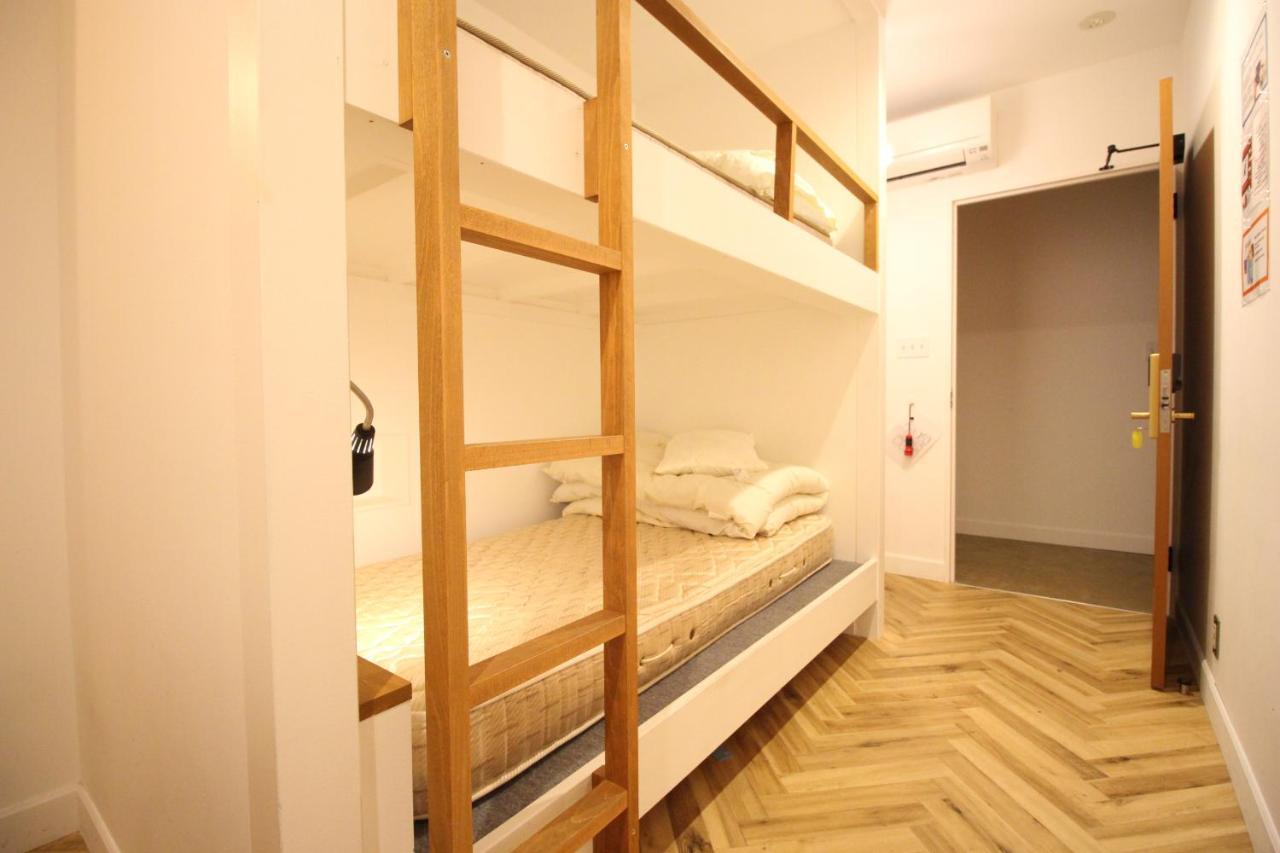 The Next Door Dormitory & Private Hostel Kyoto Exteriör bild